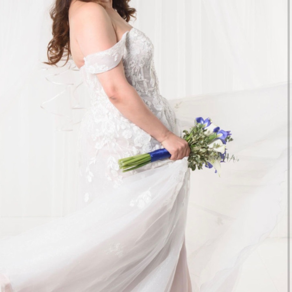 David’s bridal  Floral Tulle Wedding Dress!!